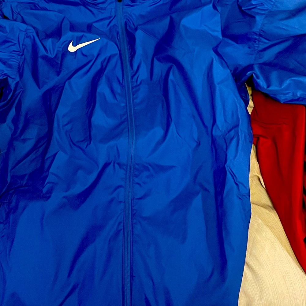 Blue Nike windbreaker xl